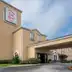 Red Roof Inn (IAH) - IAH Parking - picture 1